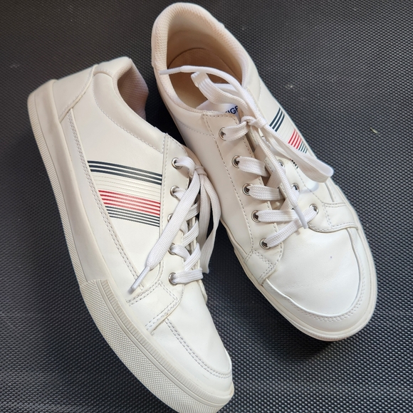 Tommy Hilfiger Shoes - Tommy Hilfiger Shoes Size 10